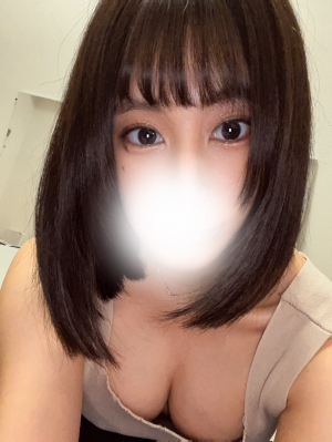 白咲あいな