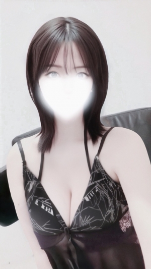 深田えみか